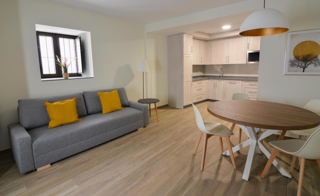 Apartamentos Turisticos Hornillo Caces Eksteriør billede
