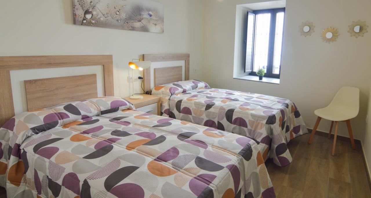 Apartamentos Turisticos Hornillo Caces Eksteriør billede
