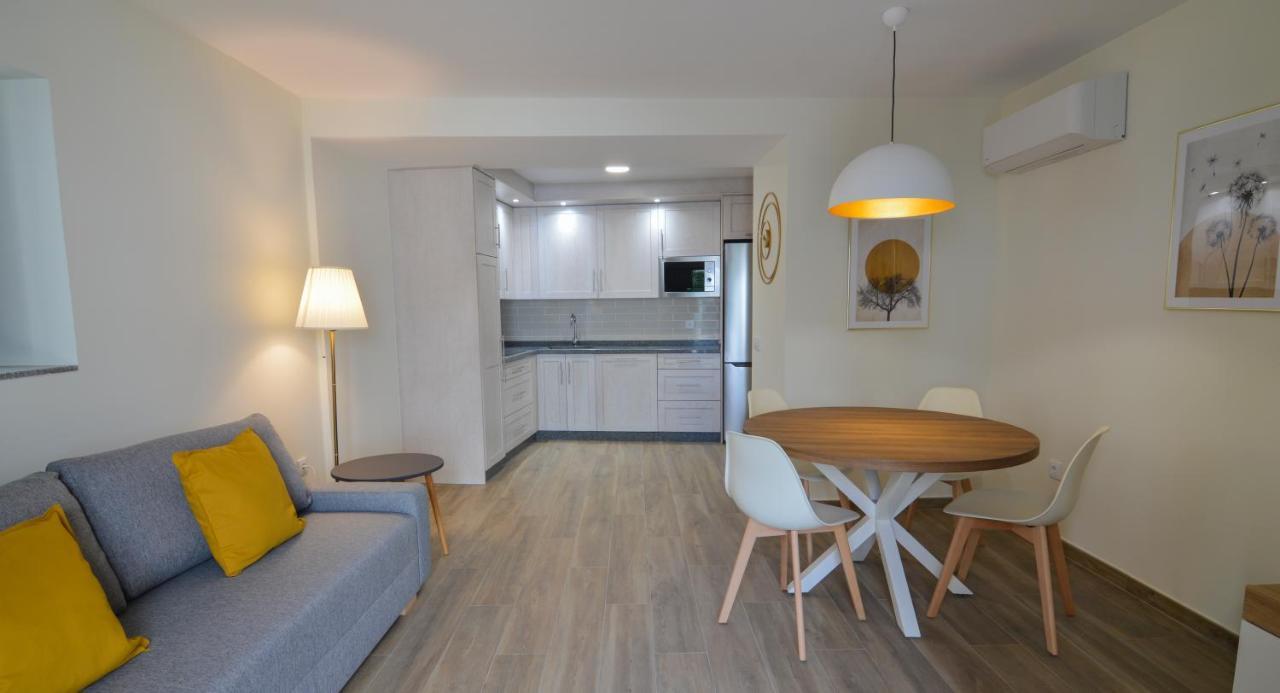 Apartamentos Turisticos Hornillo Caces Eksteriør billede