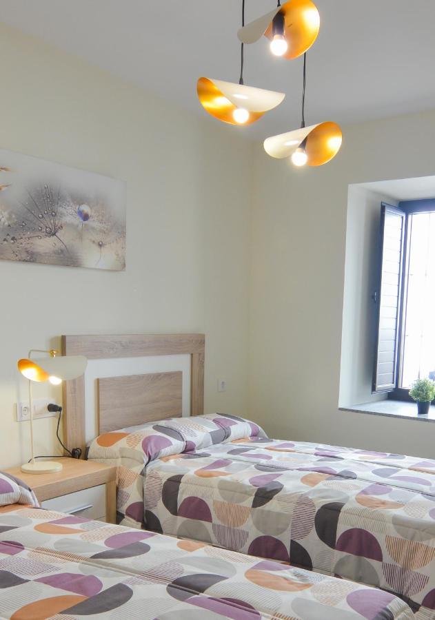 Apartamentos Turisticos Hornillo Caces Eksteriør billede